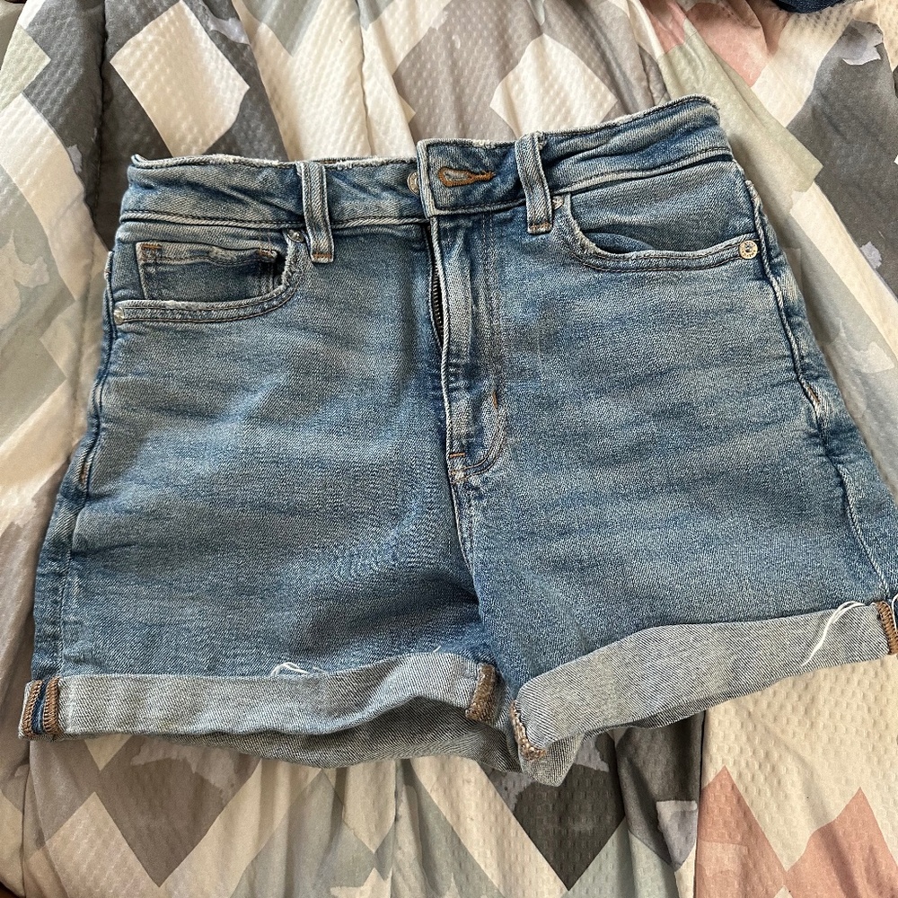 American Eagle Stretch Mom Short